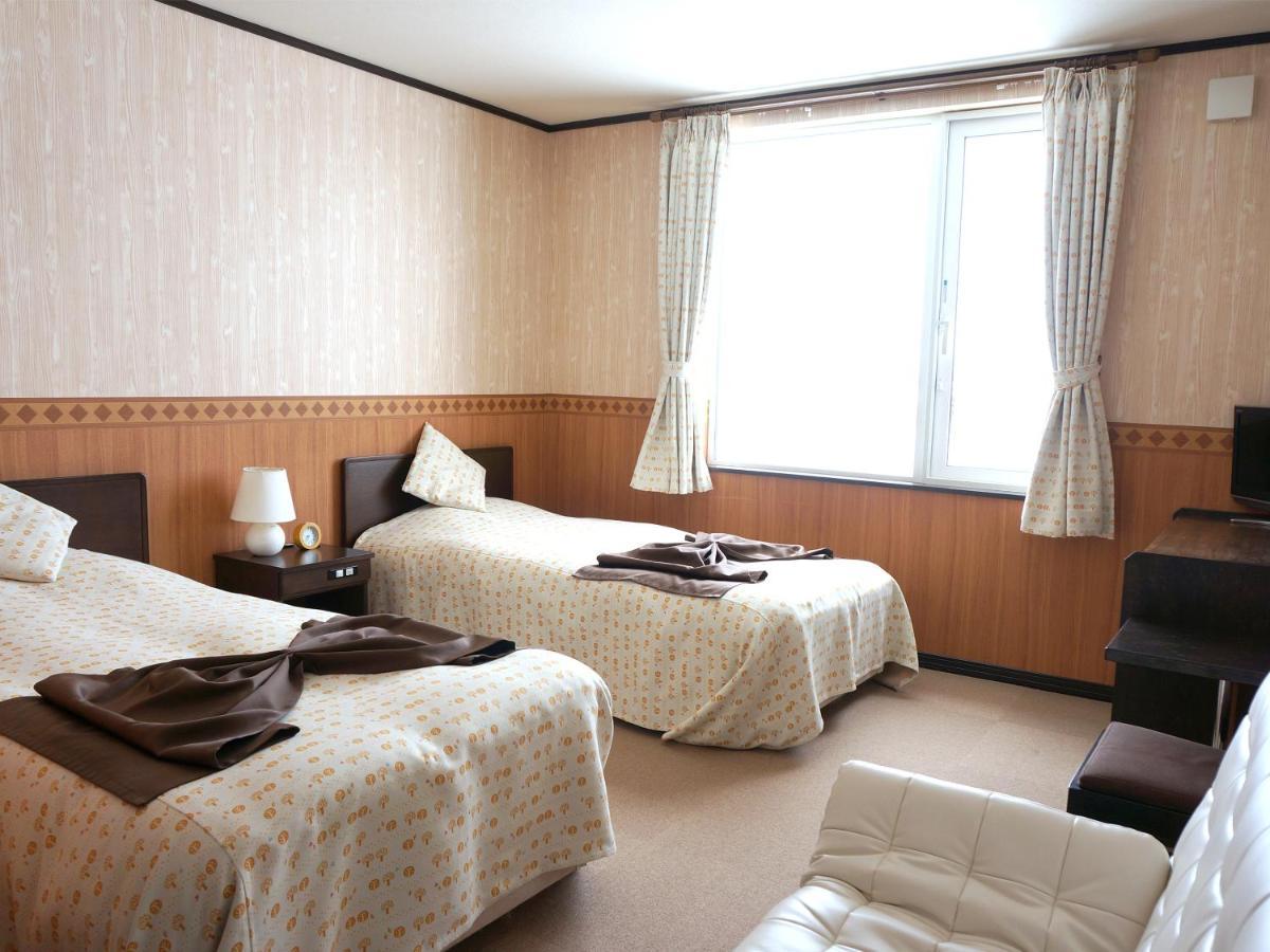Petit Hotel Blaneneige Nakafurano Exterior foto